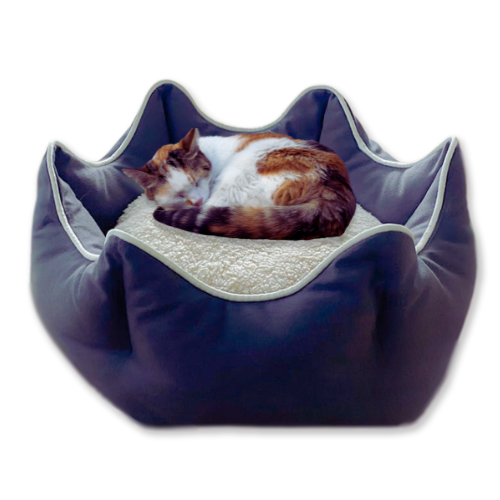 Ultra Luxe and Comfy Cat Bed